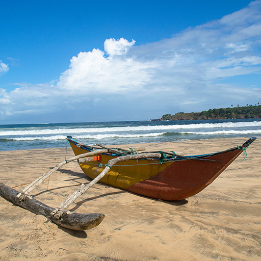 <span> Day 9</span>Relax at Hikkaduwa Beach – Galle Fort