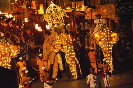 Kandy Esala Perahera