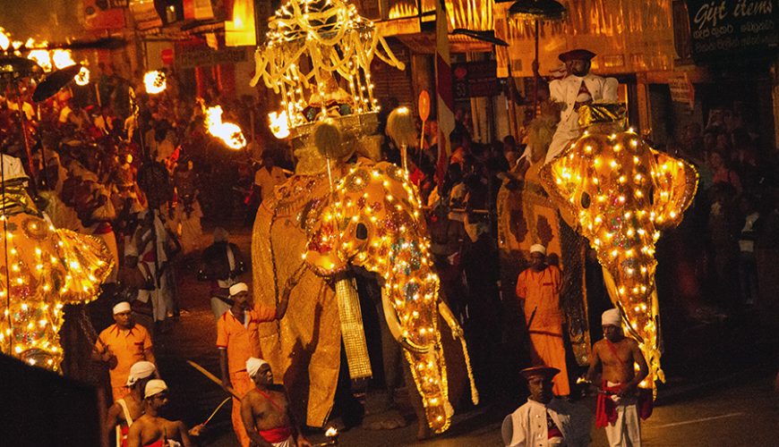 Kandy Esala Perahera